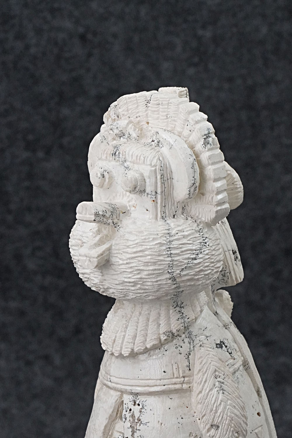Zuni Fetish アナクマ　B,P Zuni Carvings – High Lonesome Trading