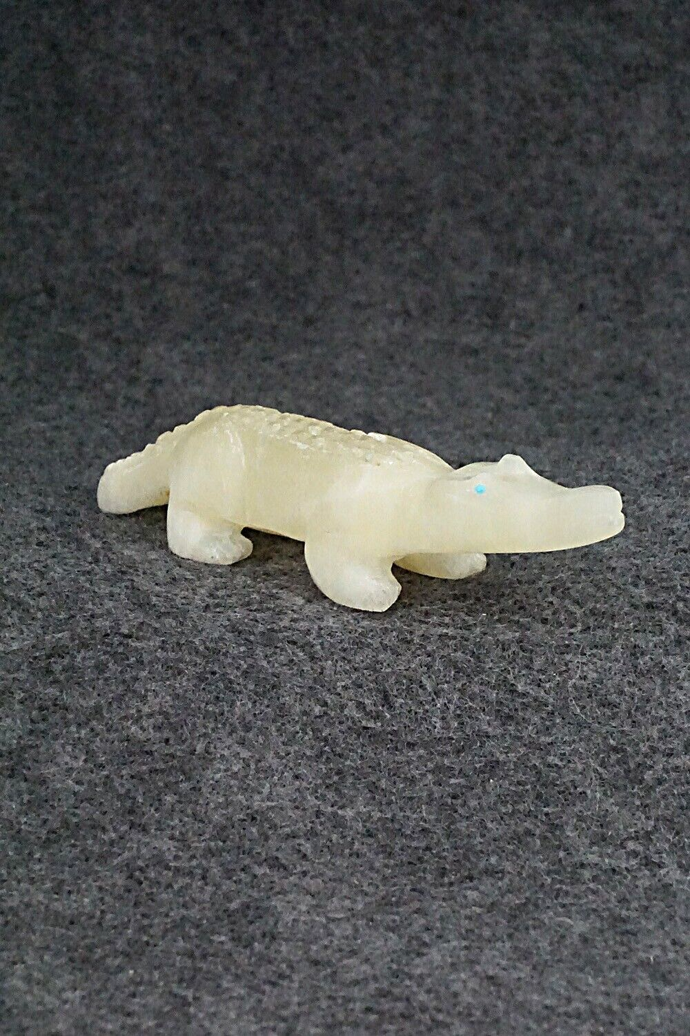Alligator Zuni Fetish Carving - Lindsey Cheama