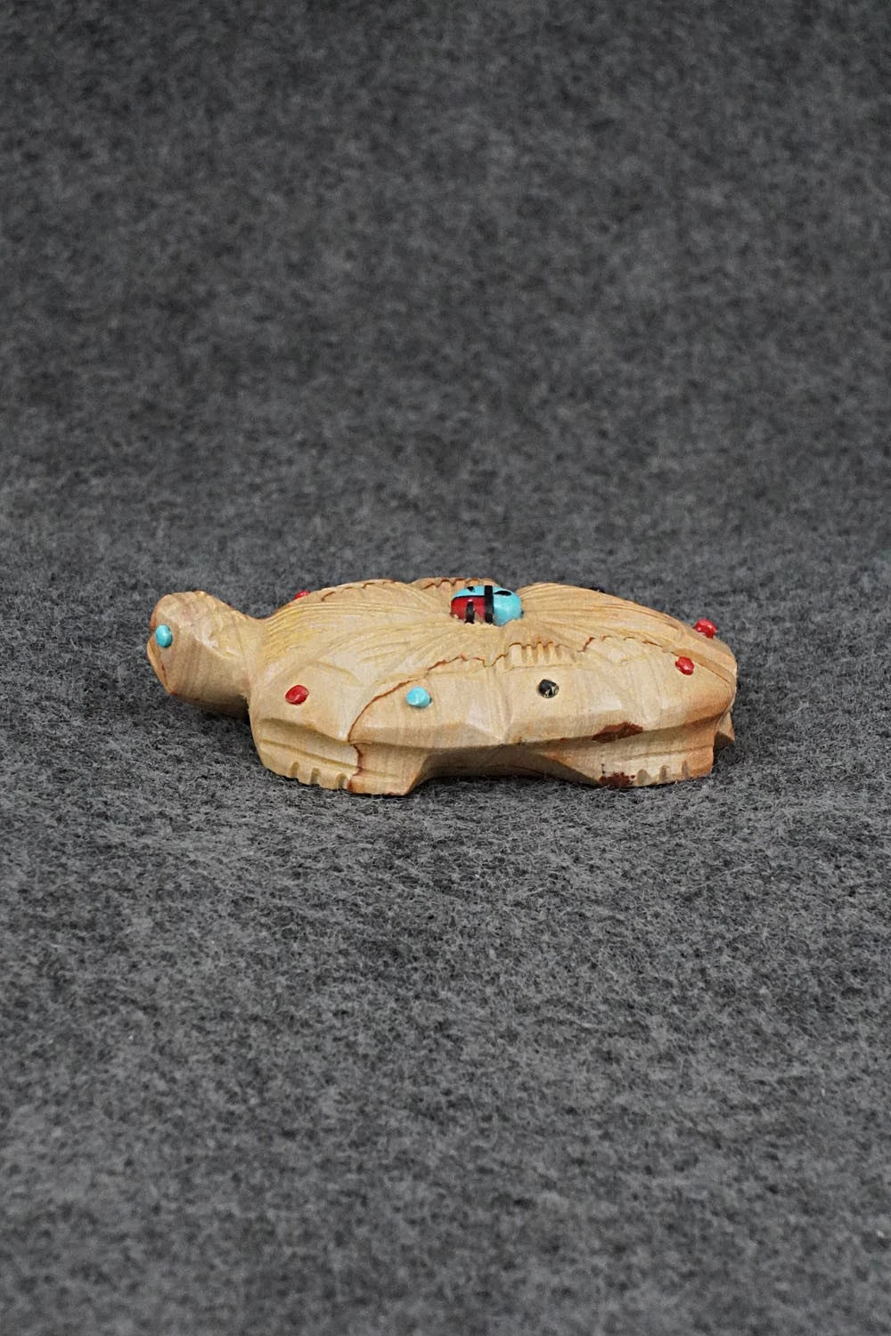 Turtle Zuni Fetish Carving - Danette Laate