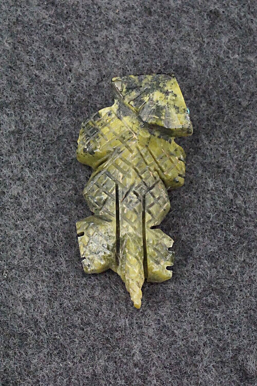 Horned Toad Zuni Fetish Carving - Carl Etsate