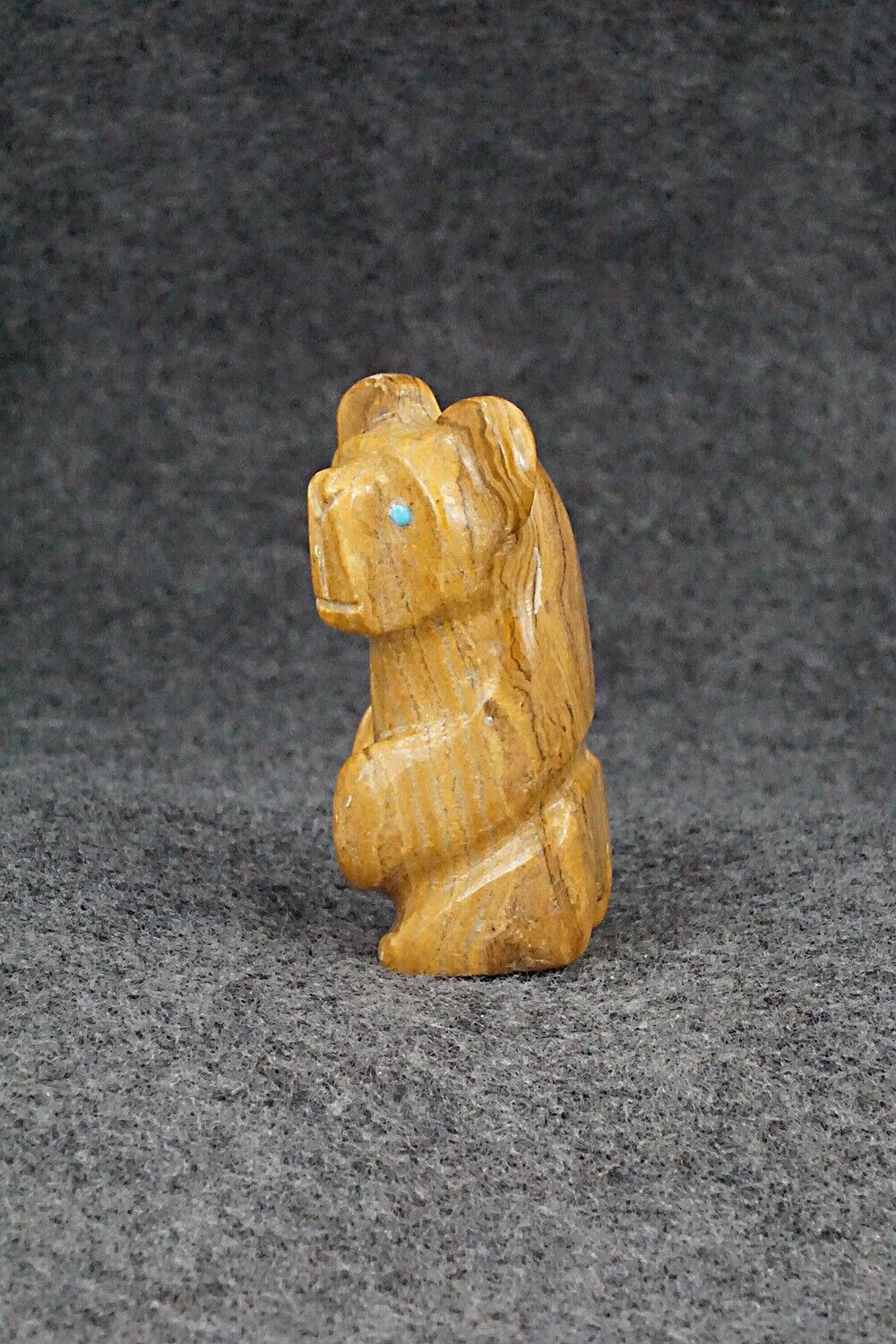 Bear Zuni Fetish Carving - Reynold Lunasee