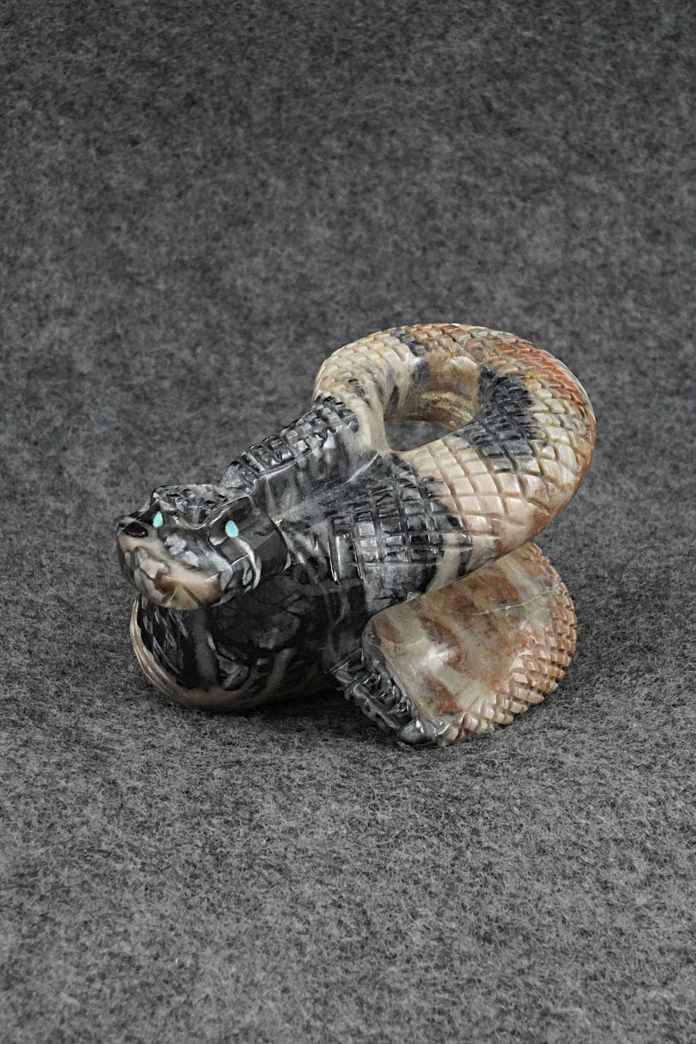 Rattlesnake Zuni Fetish Carving - Paulette & Farlan Quam