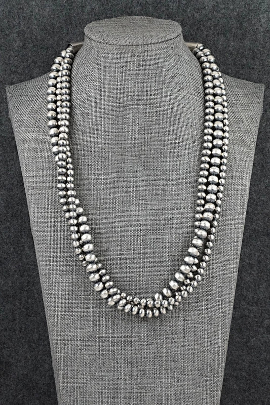 Sterling Silver Navajo Pearl Necklace 20" - Dorinda Mariano
