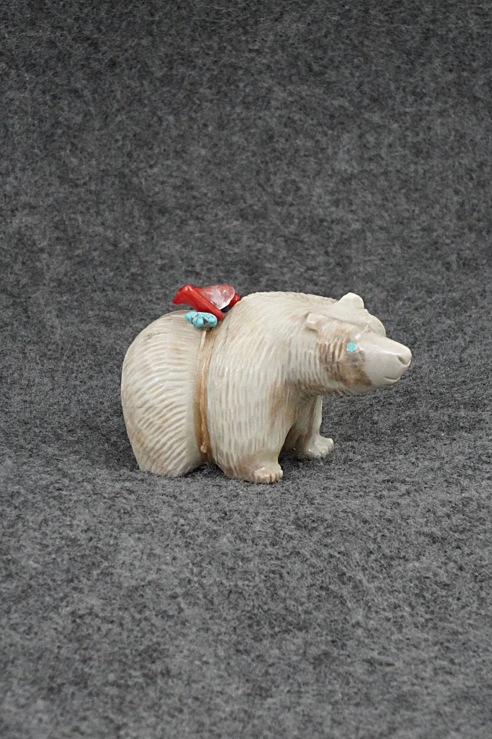Bear Zuni Fetish Carving - Farlan & Paulette Quam