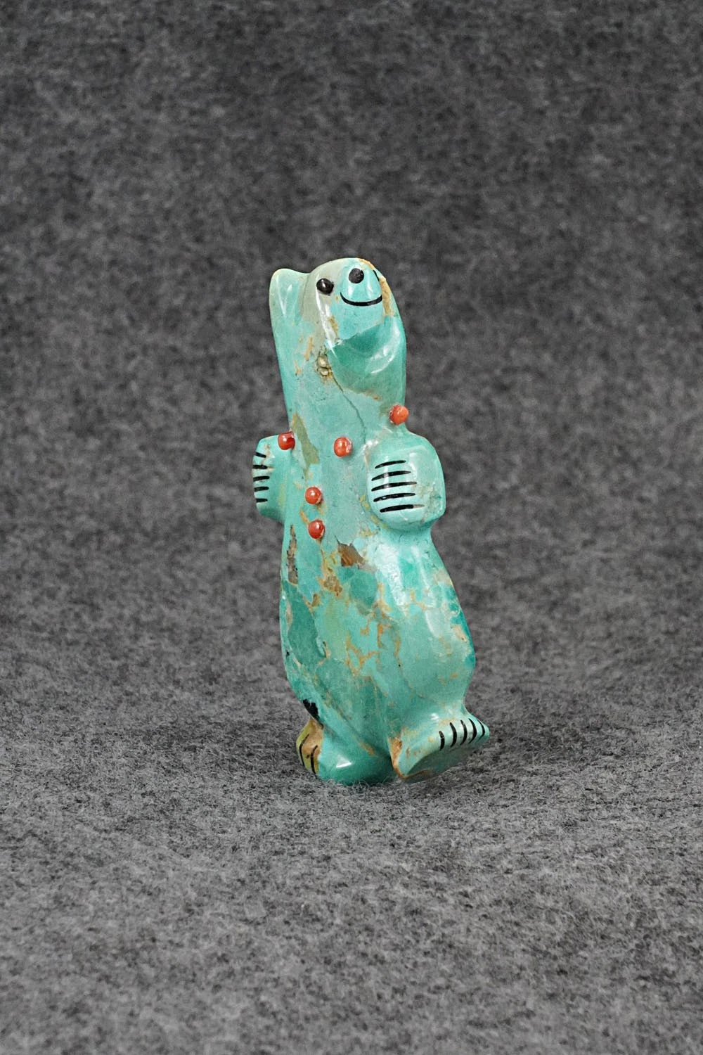 Bear Zuni Fetish Carving - Claudia Peina