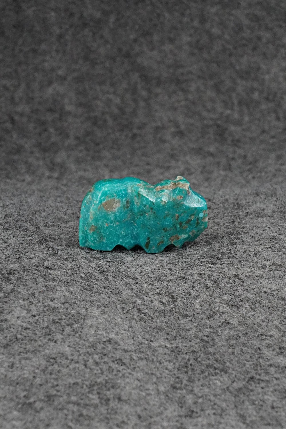 Buffalo Zuni Fetish Carving - Abby Quam Panteah