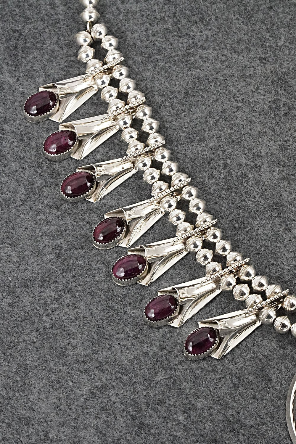 Spiny Oyster & Sterling Silver Squash Blossom Set - Louise Yazzie