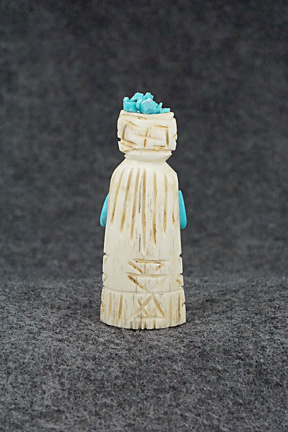 Corn Maiden Zuni Fetish Carving - Amory Cellicion