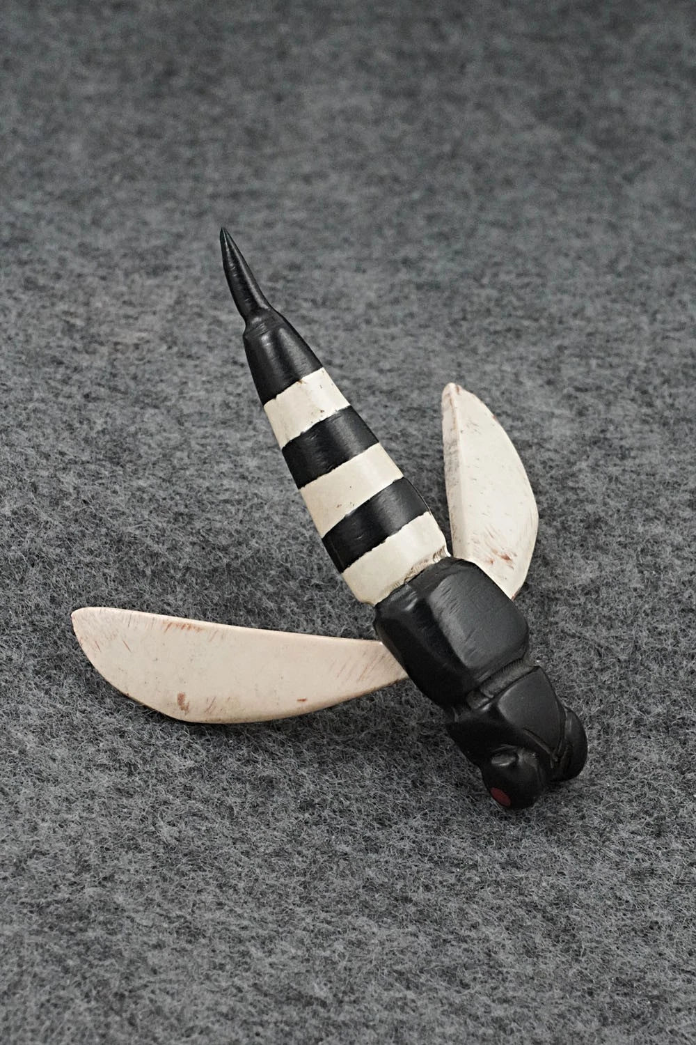 Bee Zuni Fetish Carving - Justin Red Elk
