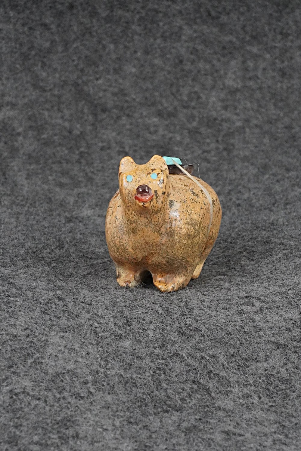 Bear Zuni Fetish Carving - Freddie Leekya