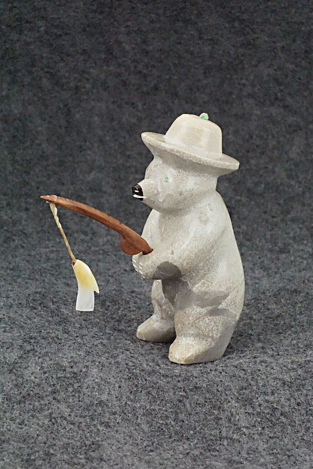 Bear with Fishing Pole Zuni Fetish Carving - Enrike Leekya