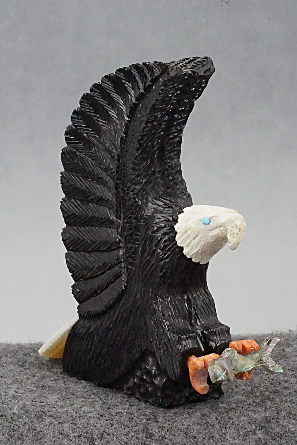 Bald Eagle w/Fish Zuni Fetish Carving - Mike Tucson
