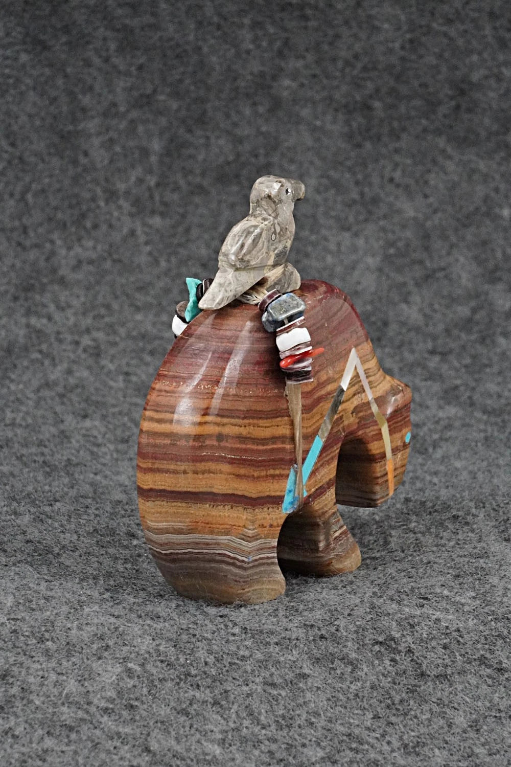 Bear Zuni Fetish Carving - Fernando Laiwakete