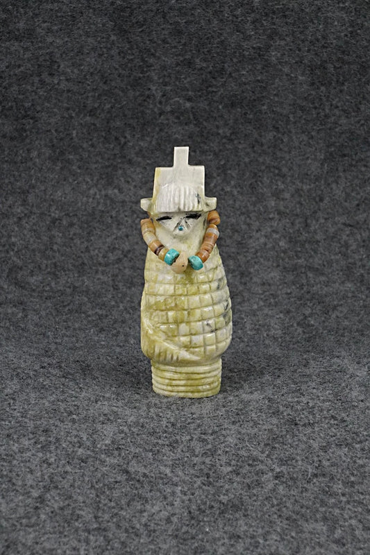 Corn Maiden Zuni Fetish Carving - Farlan & Paulette Quam
