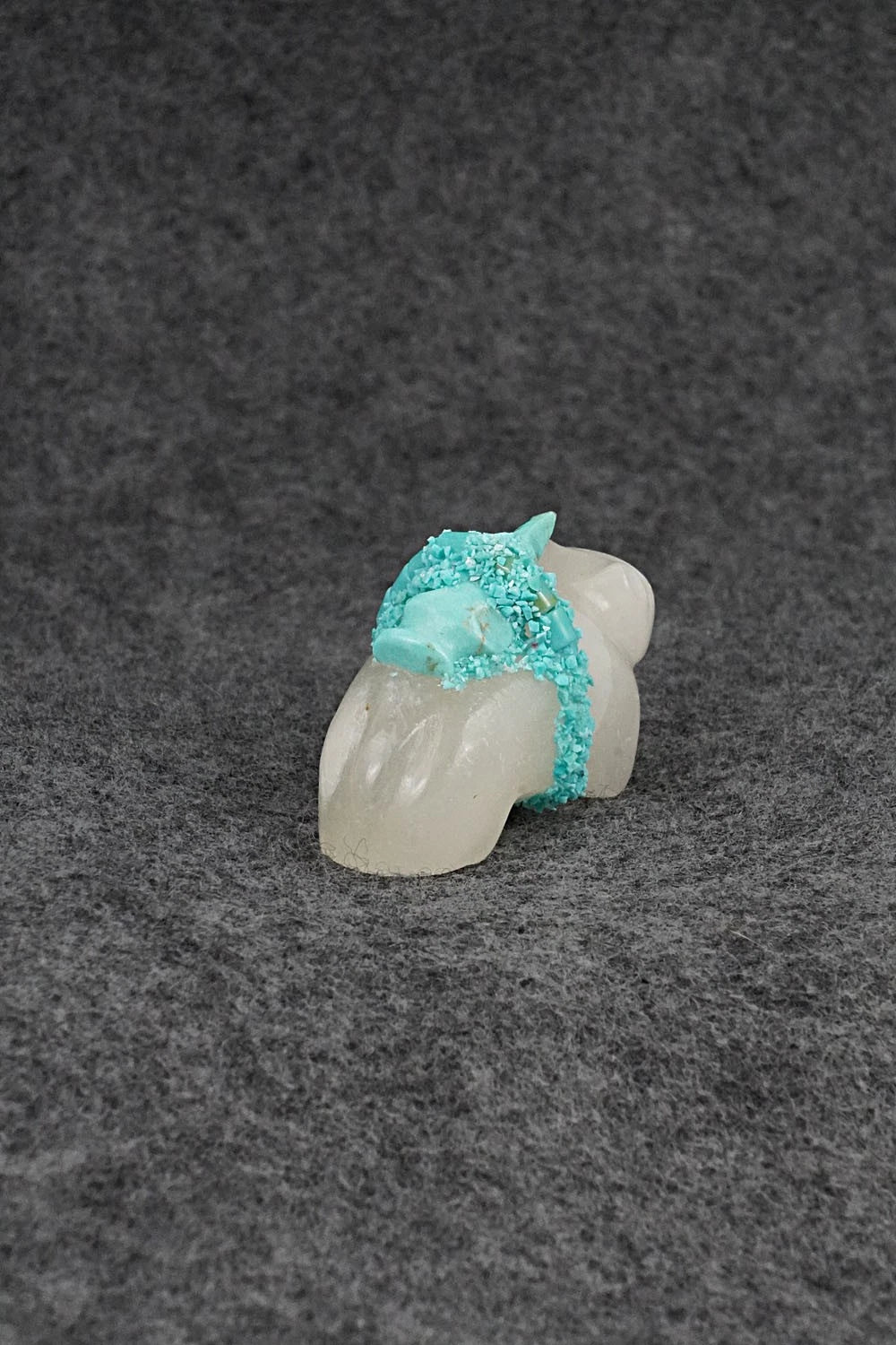 Bear Zuni Fetish Carving - Marveletta Phillips