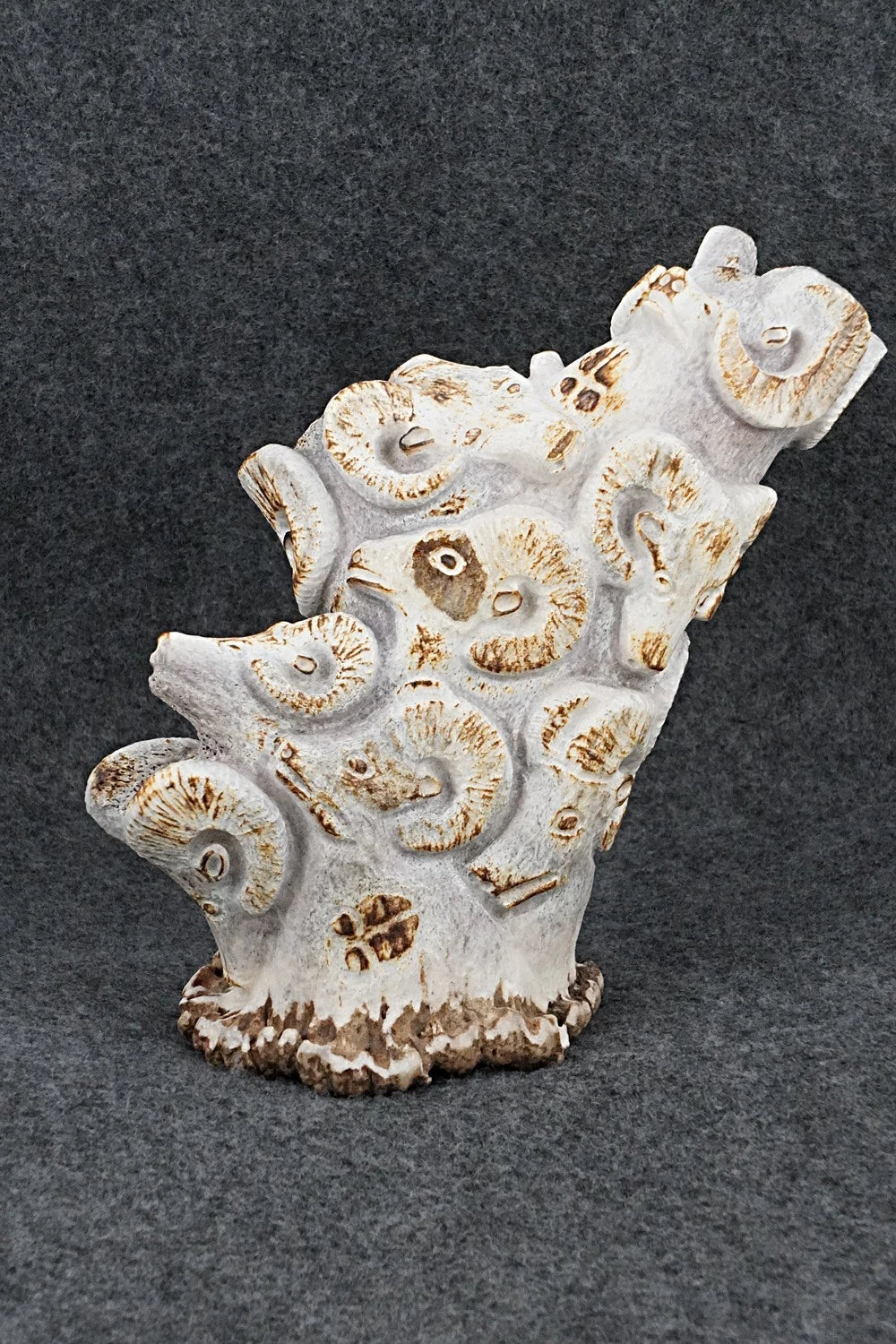 Ram Zuni Fetish Carving - Maxx Laate