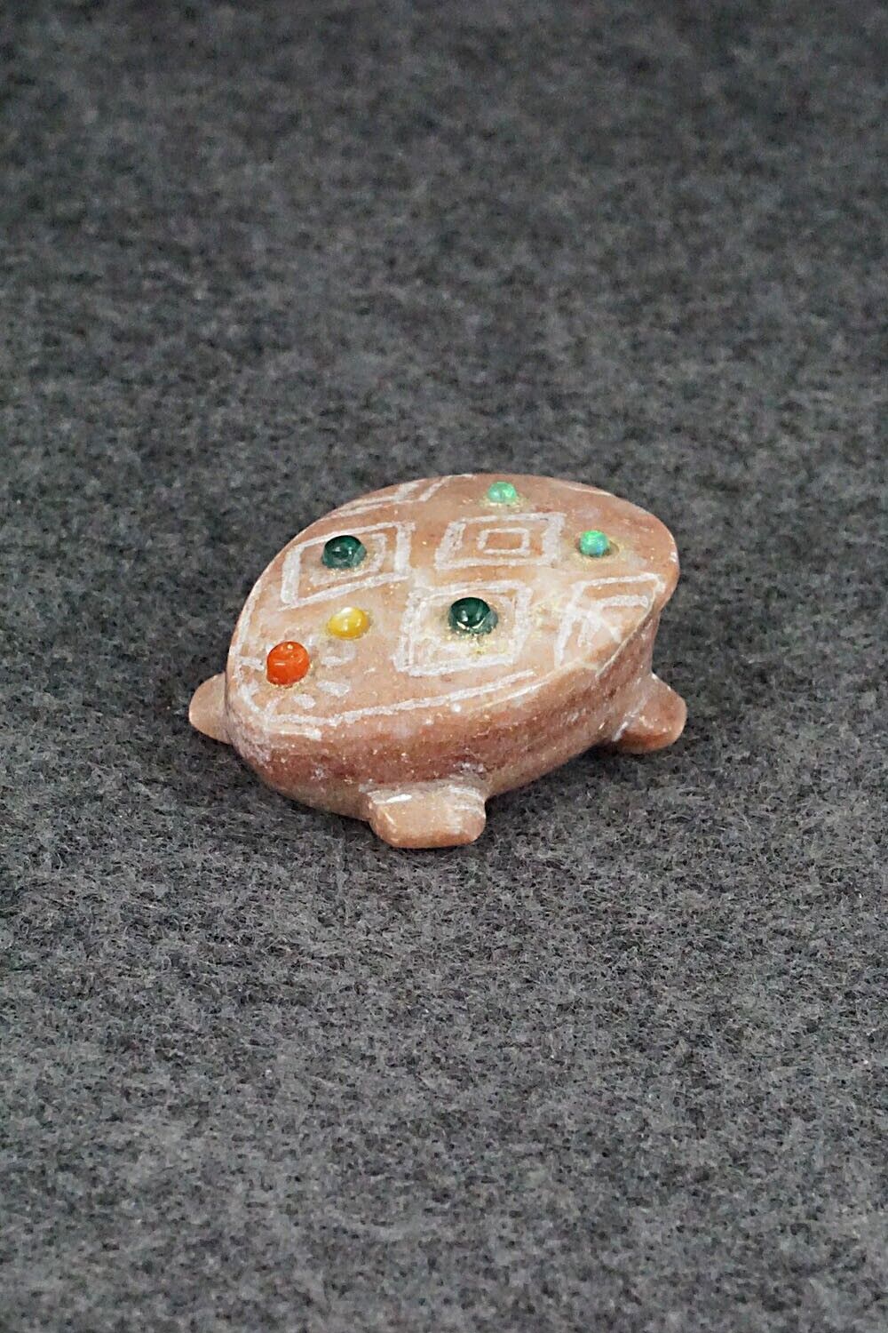 Frog Zuni Fetish Carving - Phyllis Panteah