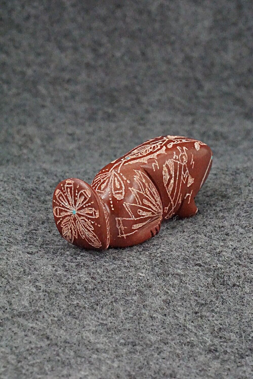 Beaver Zuni Fetish Carving - Adrian Cachini