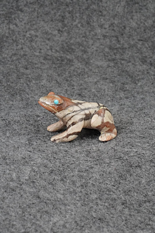 Frog Zuni Fetish Carving - Lance Cheama