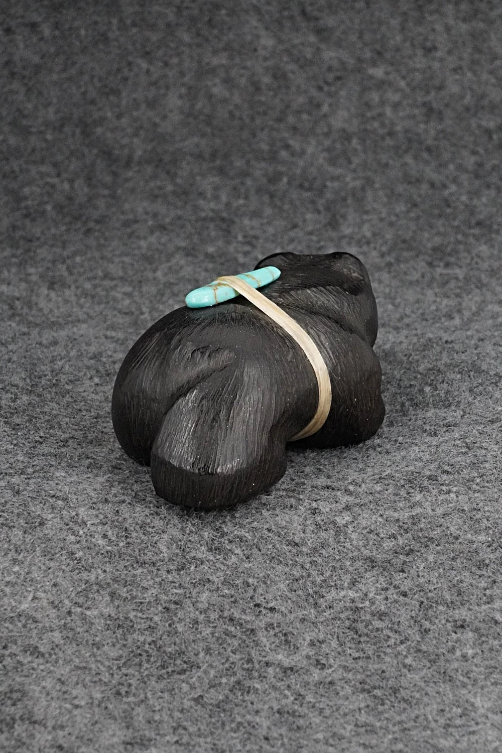 Bear Zuni Fetish Carving - Herb Halate