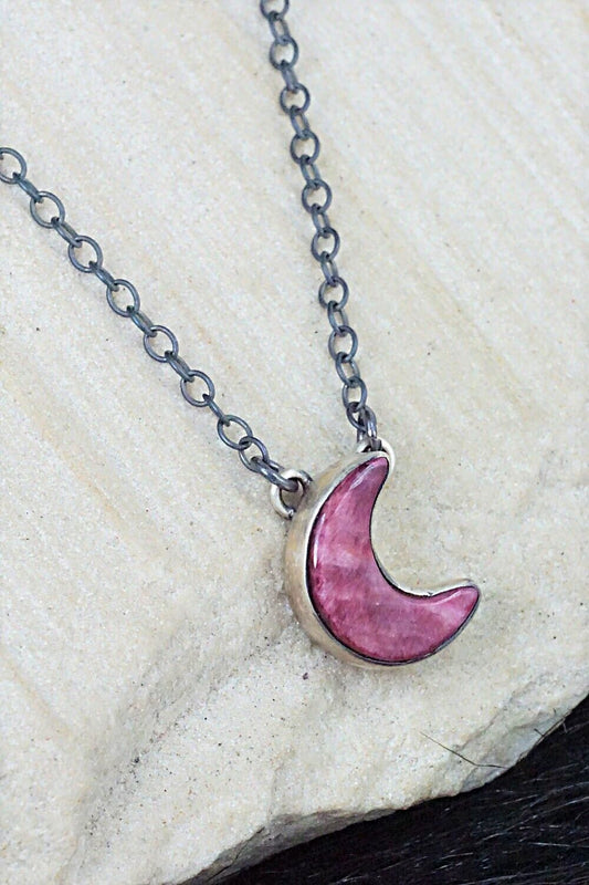 Spiny Oyster & Sterling Silver Necklace - Bernyse Chavez