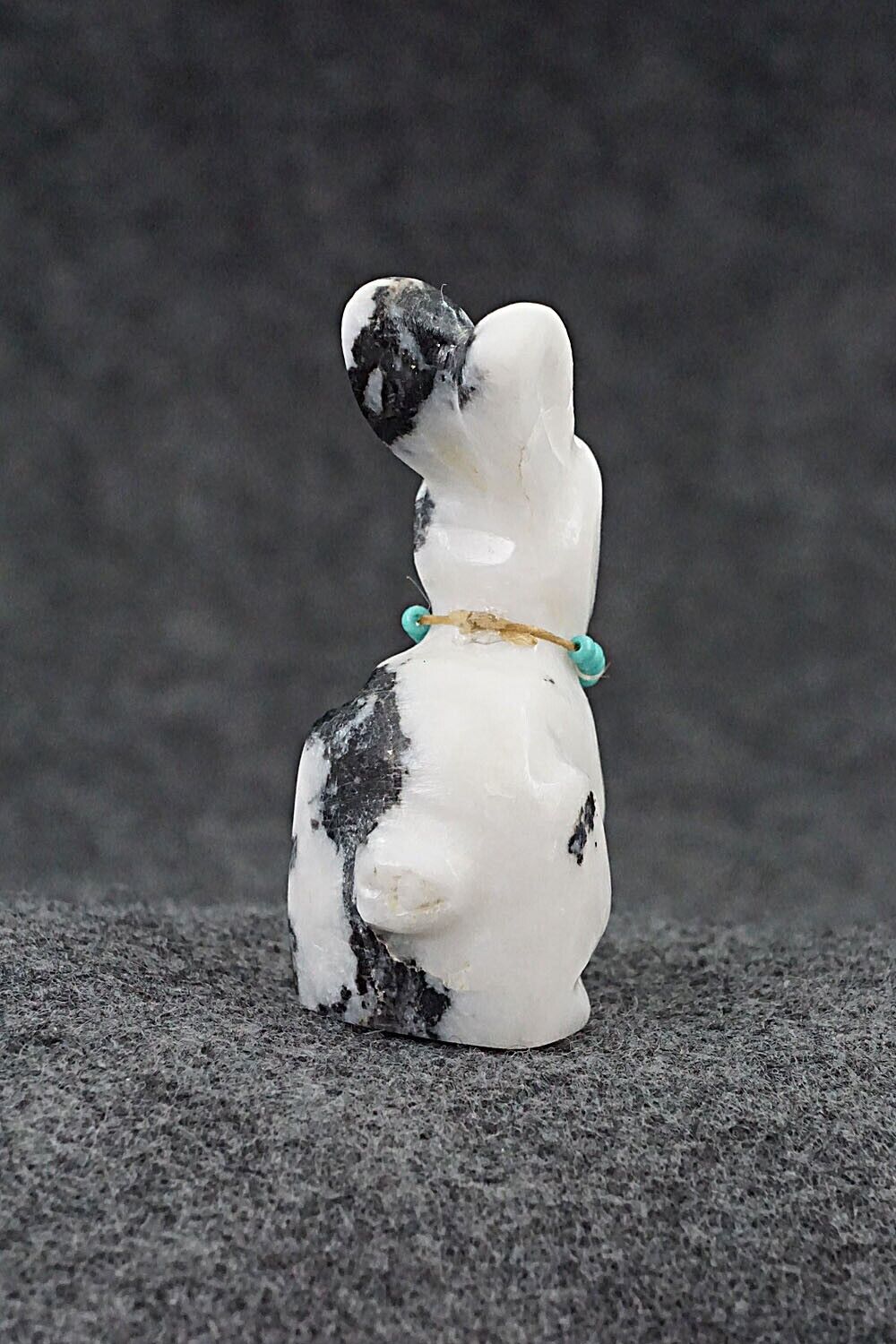 Jack Rabbit Zuni Fetish Carving - Andres Lementino