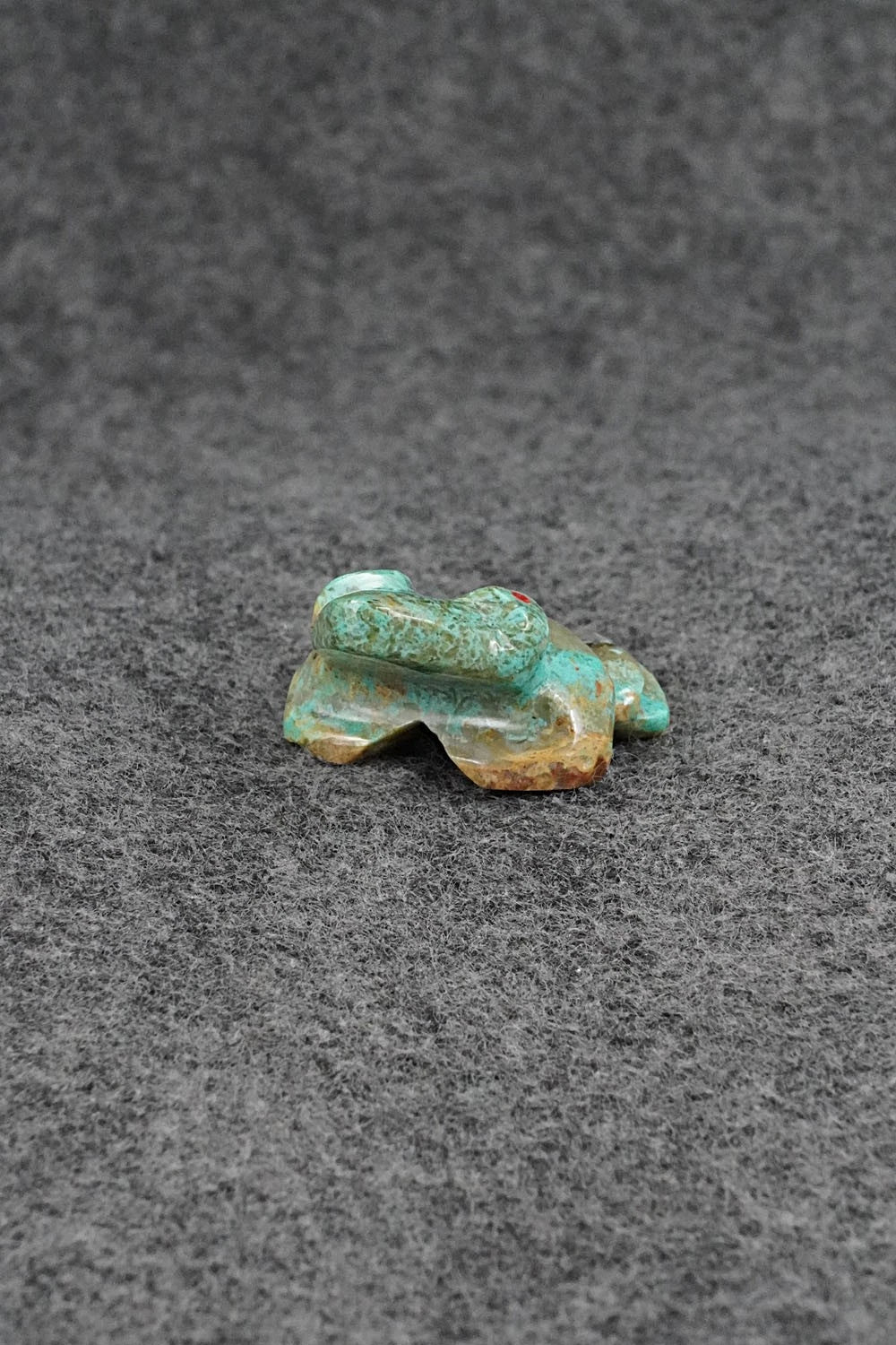 Frog Zuni Fetish Carving - Kenric Laiwakete