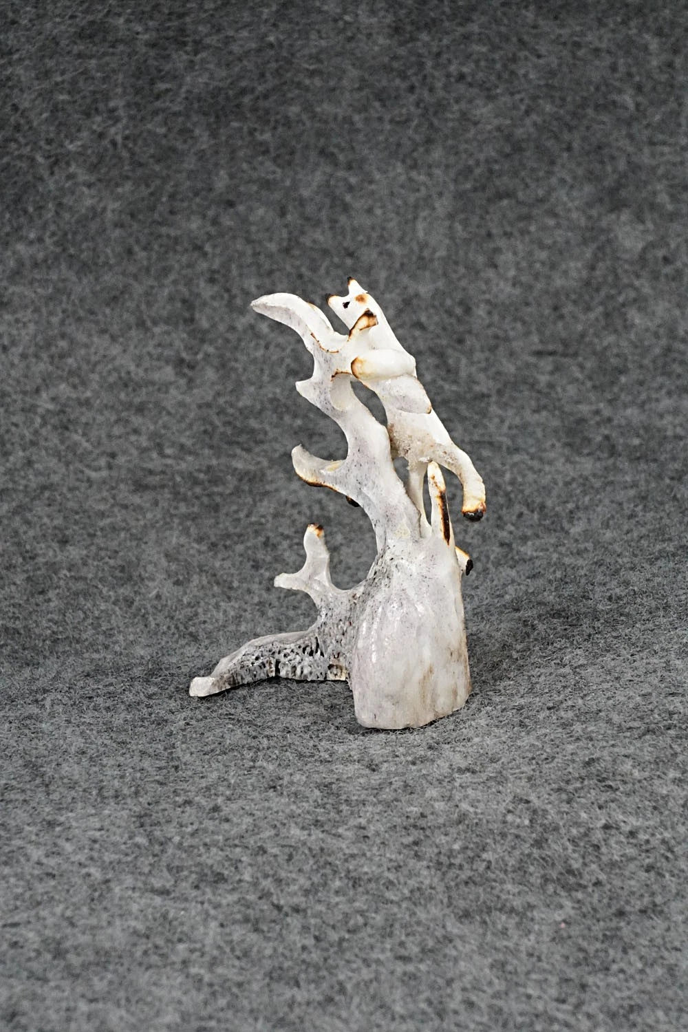 Mountain Lion Zuni Fetish Carving - Ruben Najera