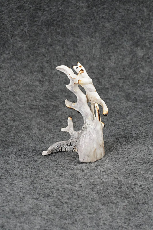 Mountain Lion Zuni Fetish Carving - Ruben Najera
