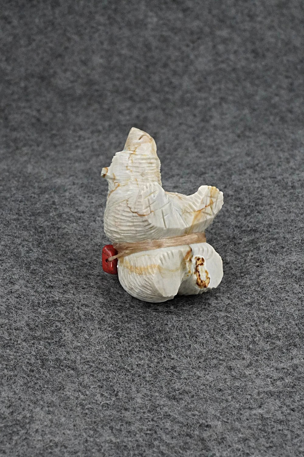 Bear Zuni Fetish Carving - Paulette & Farlan Quam