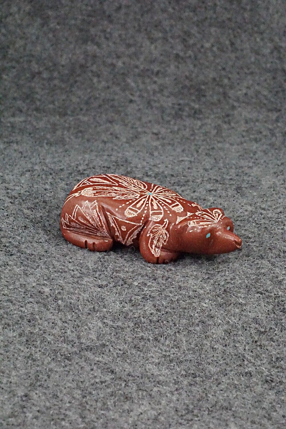Badger Zuni Fetish Carving - Adrian Cachini