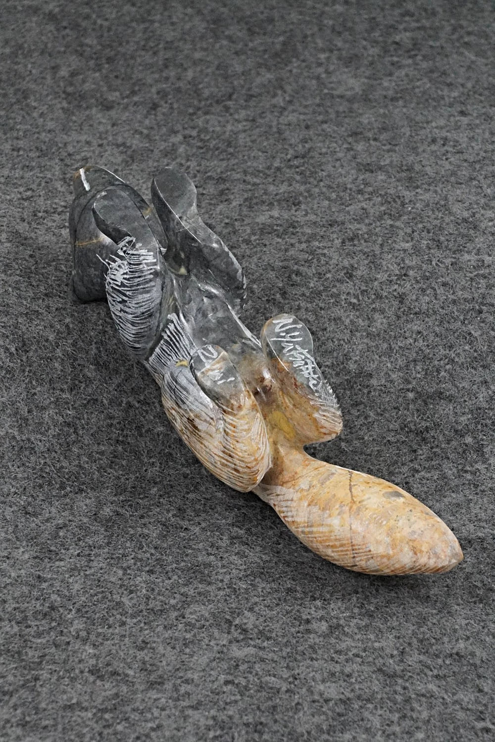 Wolf Zuni Fetish Carving - Nelson Yatsattie