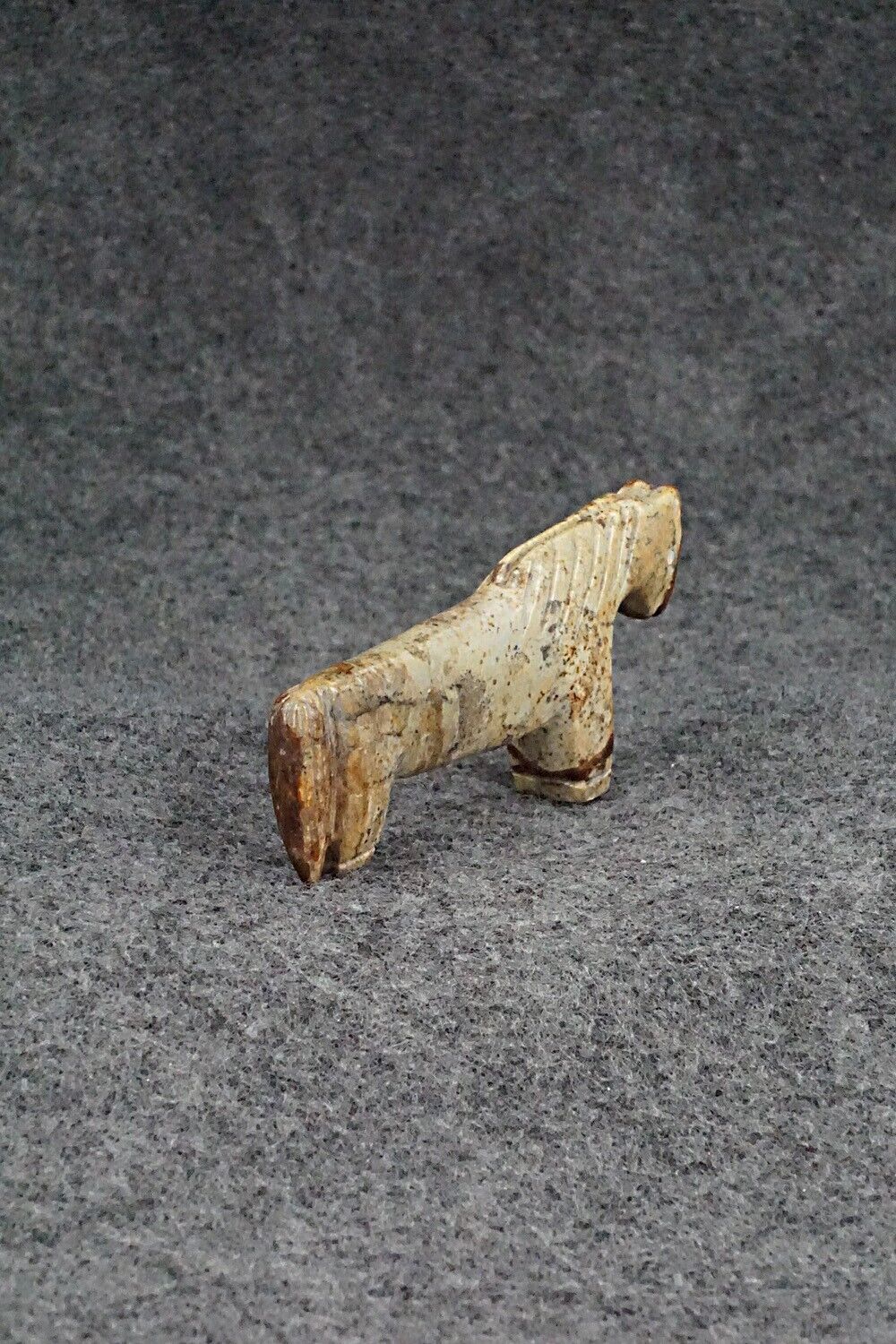 Horse Zuni Fetish Carving - Brian Yunie
