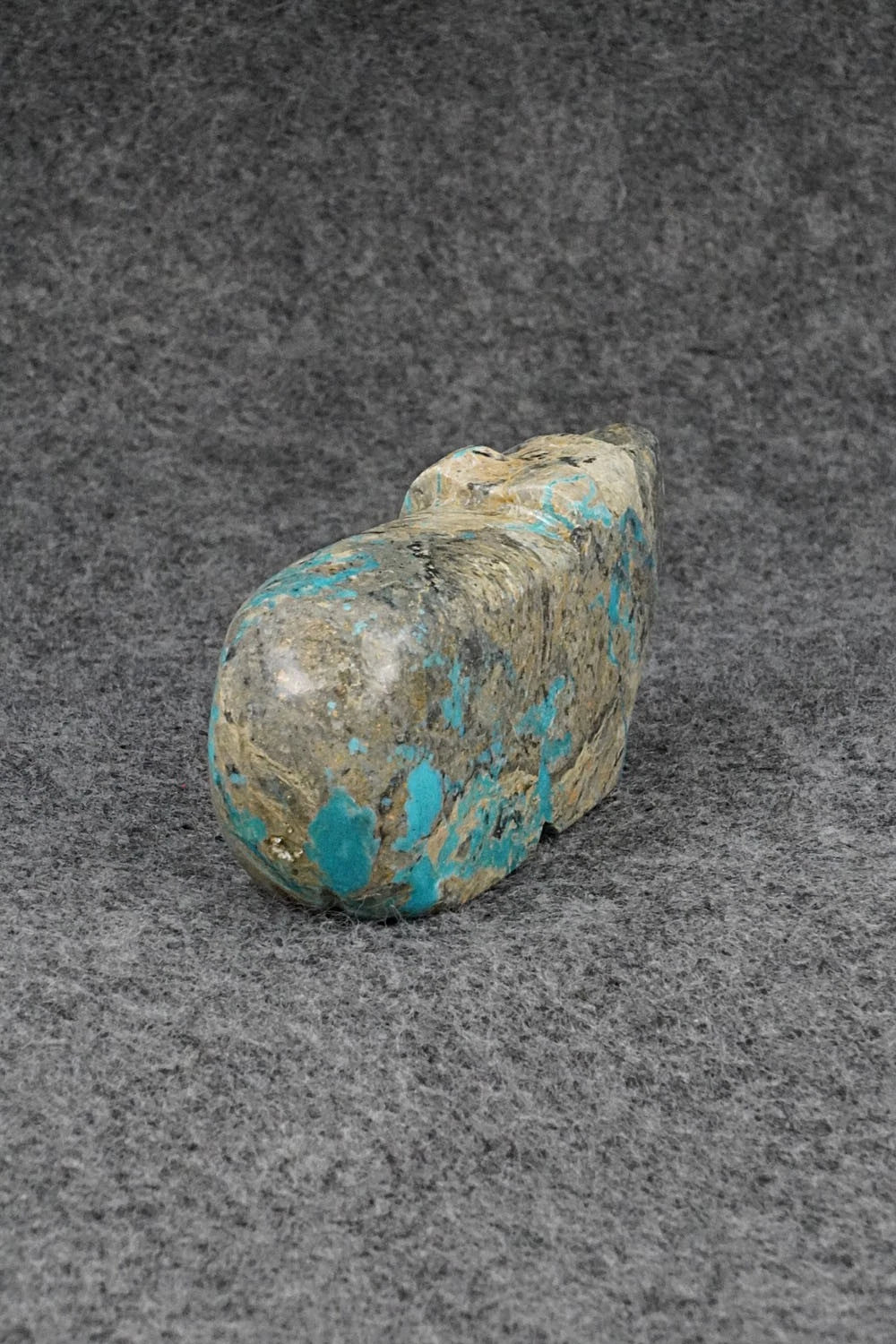 Bear Zuni Fetish Carving - Abby Quam Panteah