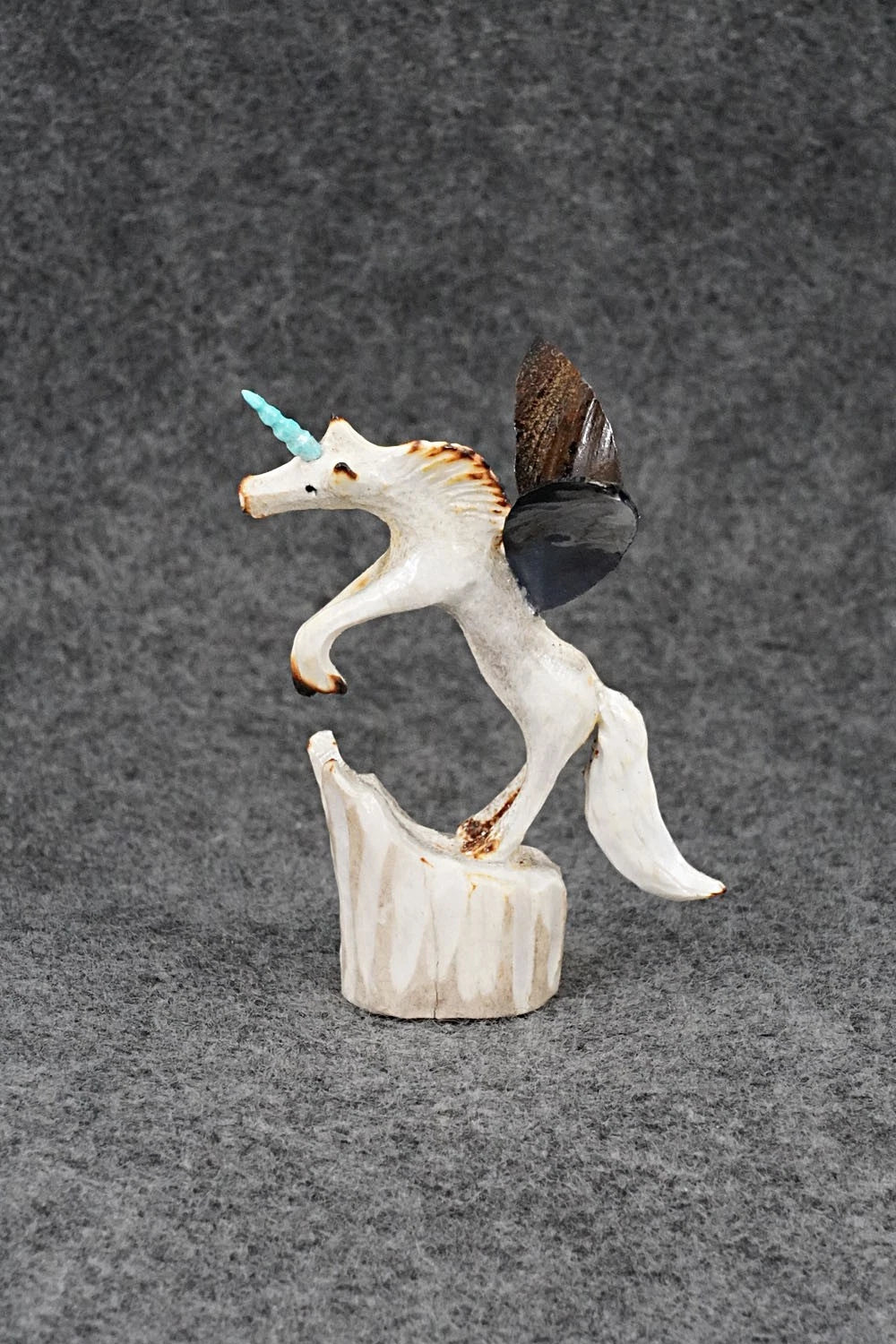 Unicorn Zuni Fetish Carving - Ruben Najera