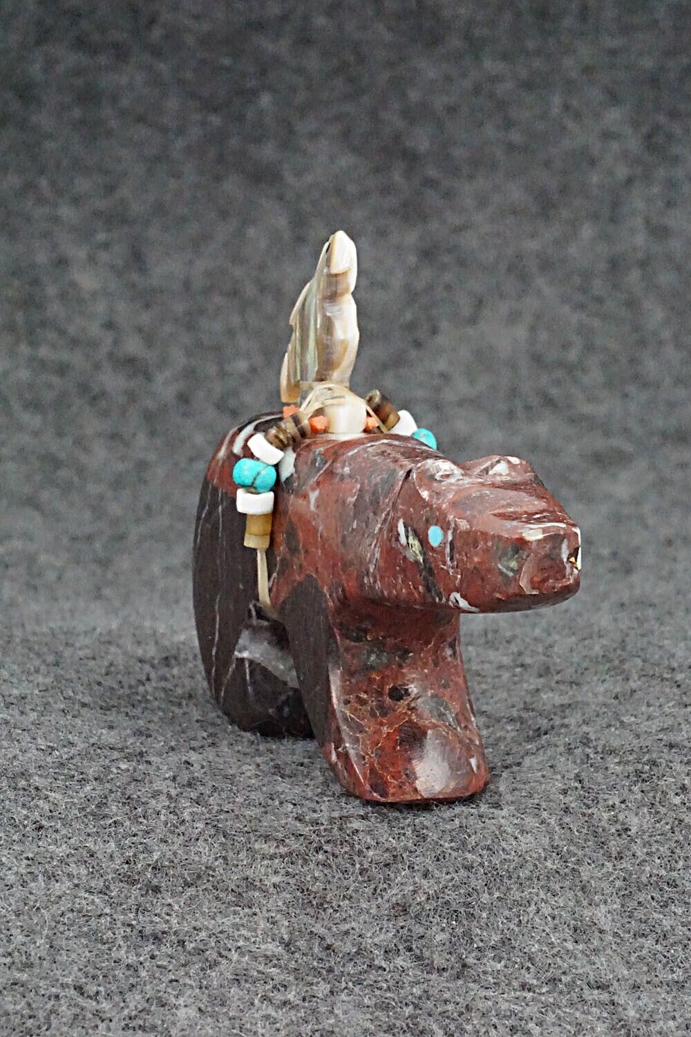 Bear w/Bird Zuni Fetish Carving - Fernando Laiwakete