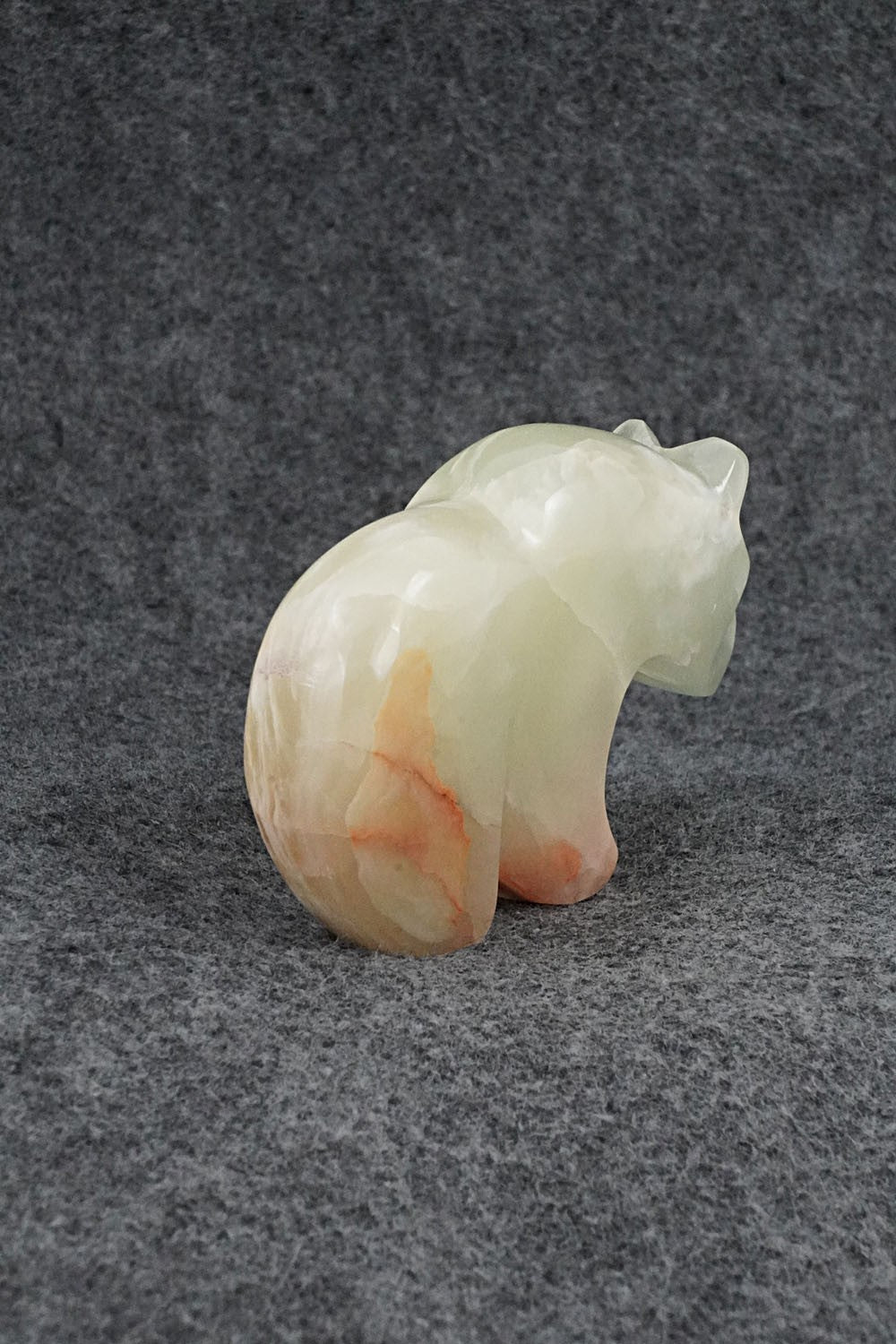 Bear Zuni Fetish Carving - Kenric Laiwakete