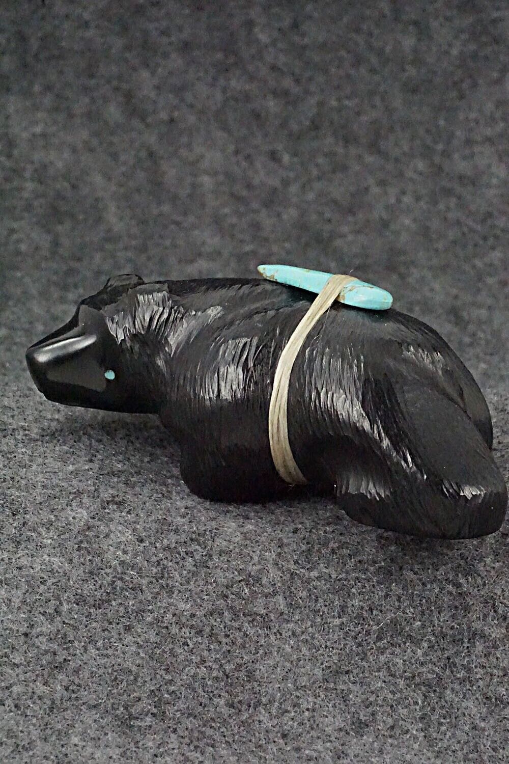 Bear Zuni Fetish Carving - Herbert Halate