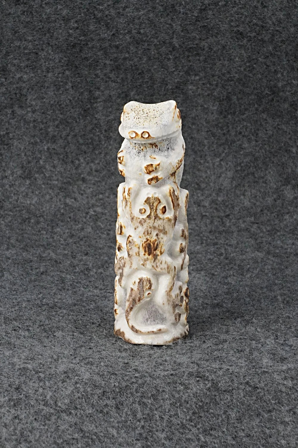 Frog Zuni Fetish Carving - Maxx Laate