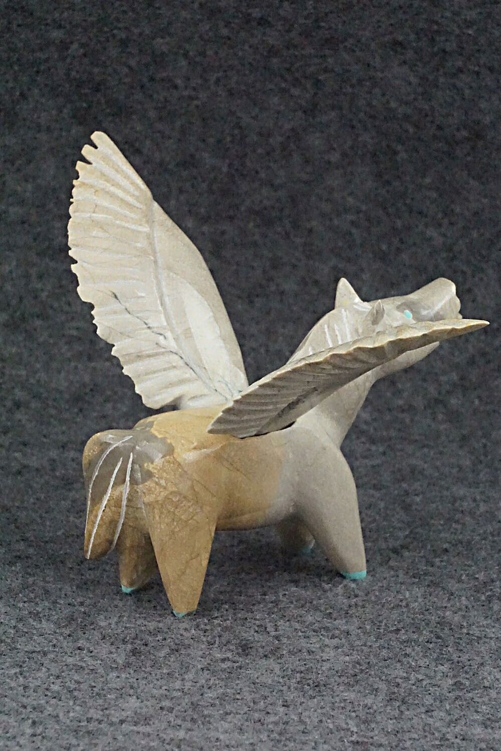 Pegasus Horse Zuni Fetish Carving - Enrike Leekya