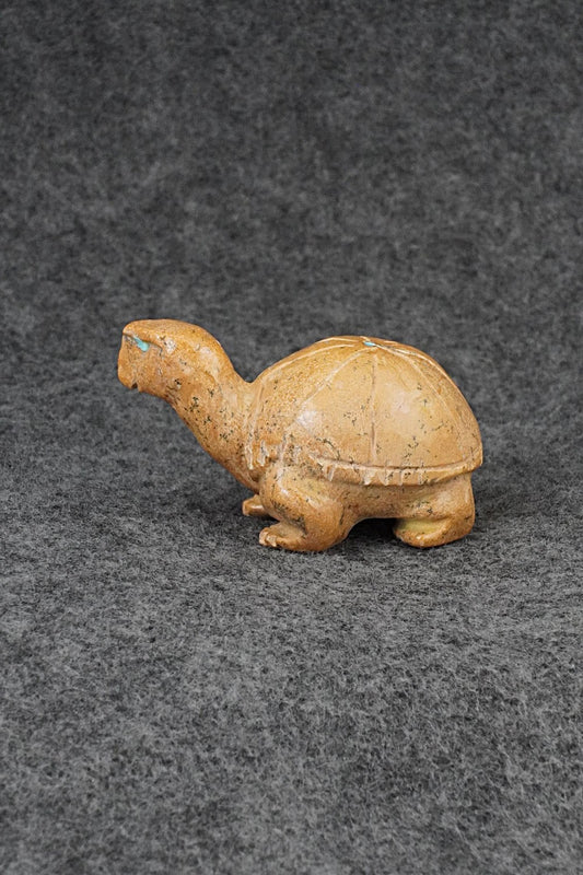 Turtle Zuni Fetish Carving - Freddie Leekya