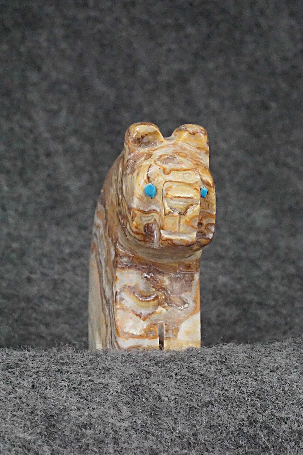 Bear Zuni Fetish Carving - Reynold Lunasee