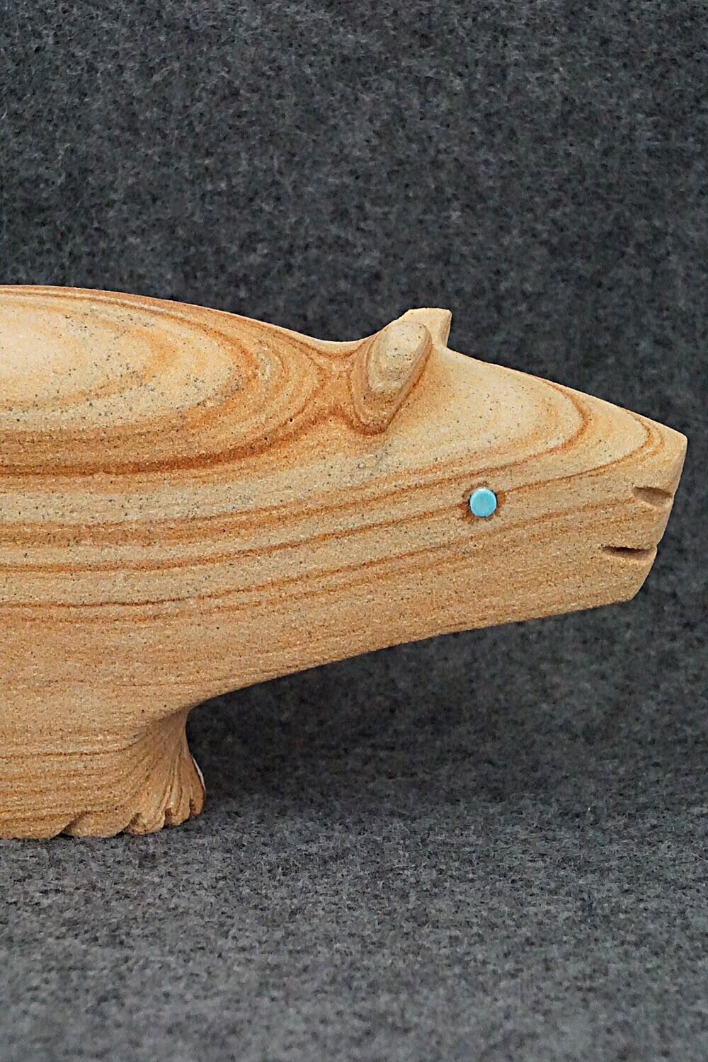 Bear Zuni Fetish Carving - Reynold Lunasee