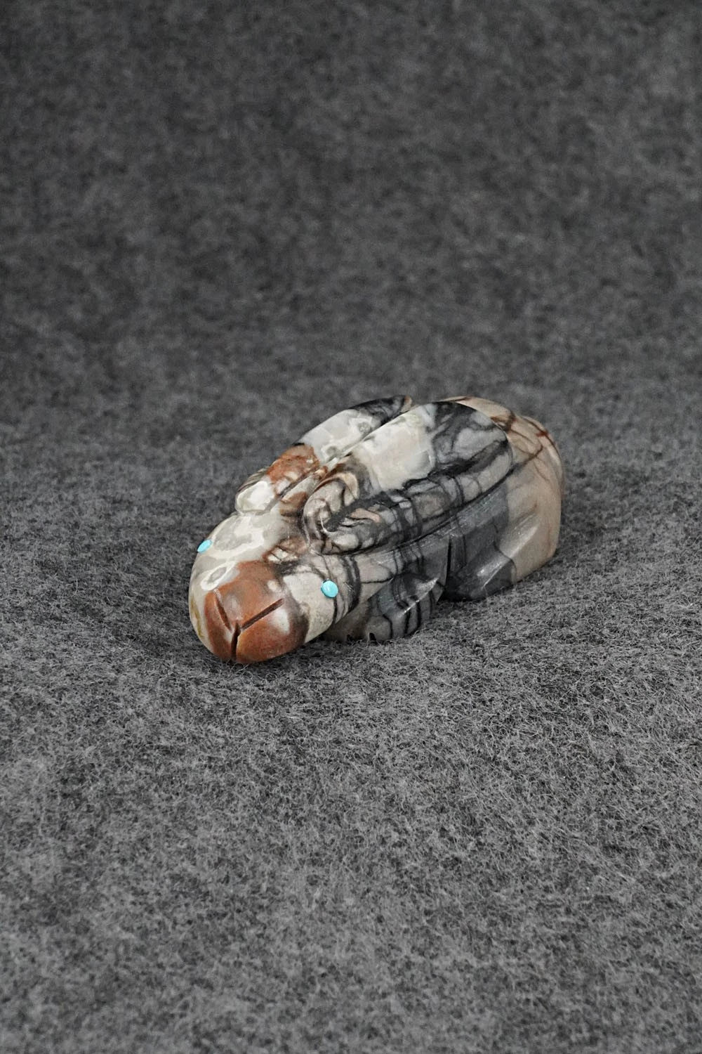 Rabbit Zuni Fetish Carving - Reynold Lunasee