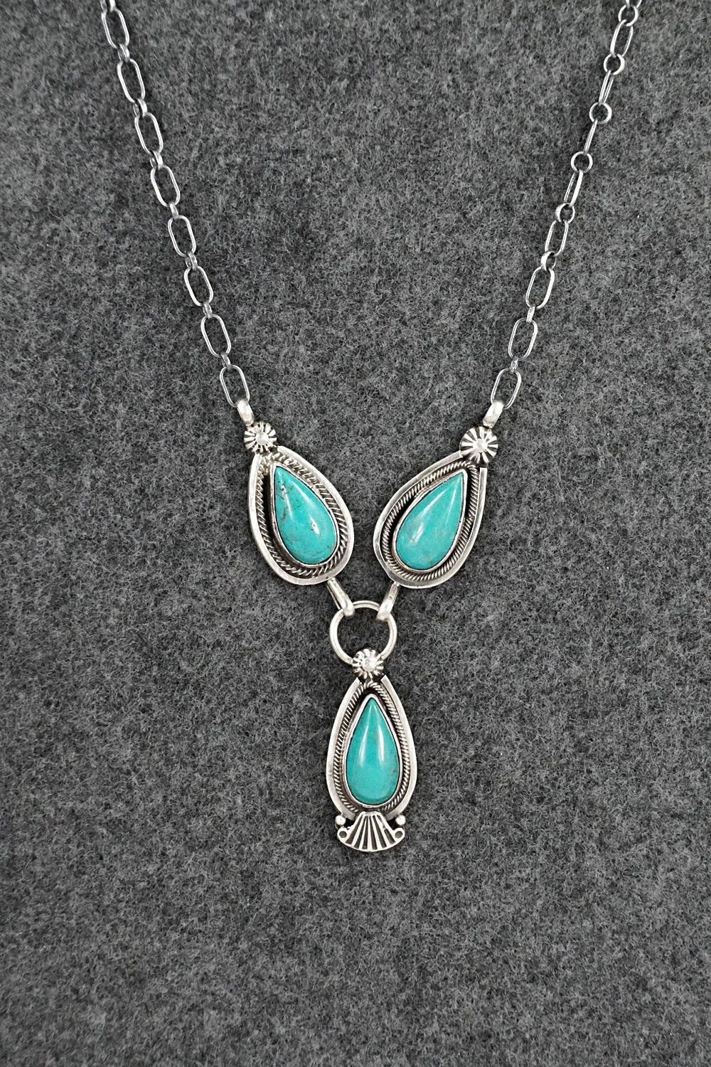 Turquoise & Sterling Silver Necklace - Verley Betone