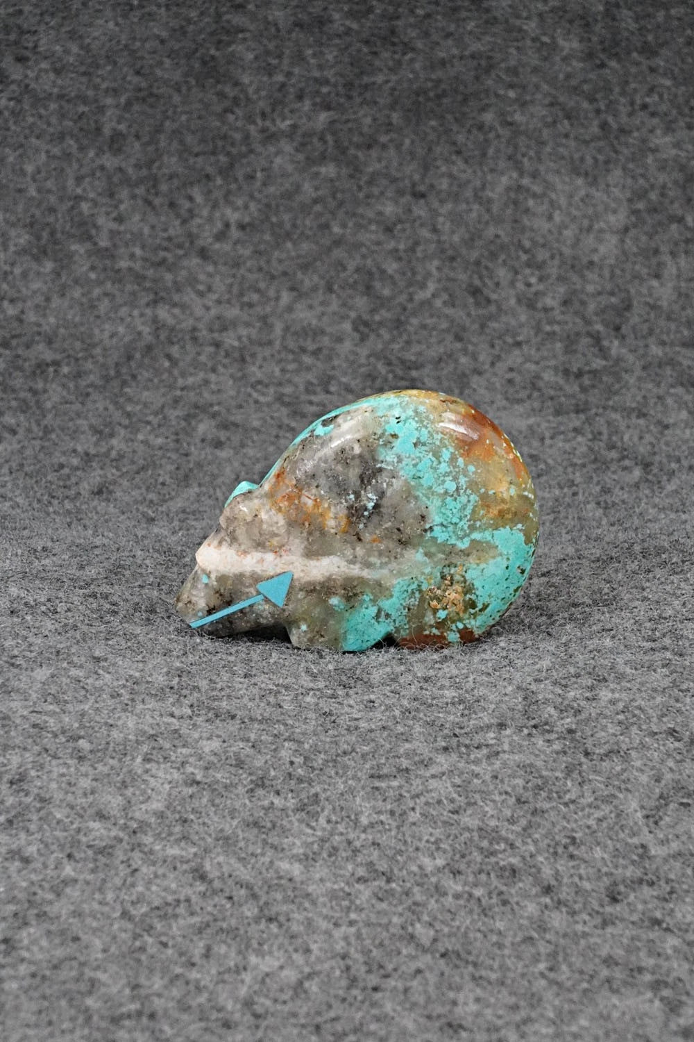 Bear Zuni Fetish Carving - Abby Panteah Quam
