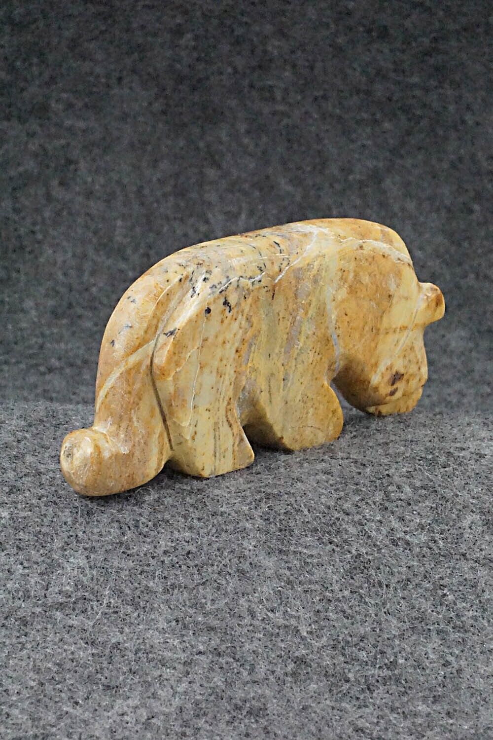 Mountain Lion Zuni Fetish Carving - Reynold Lunasee