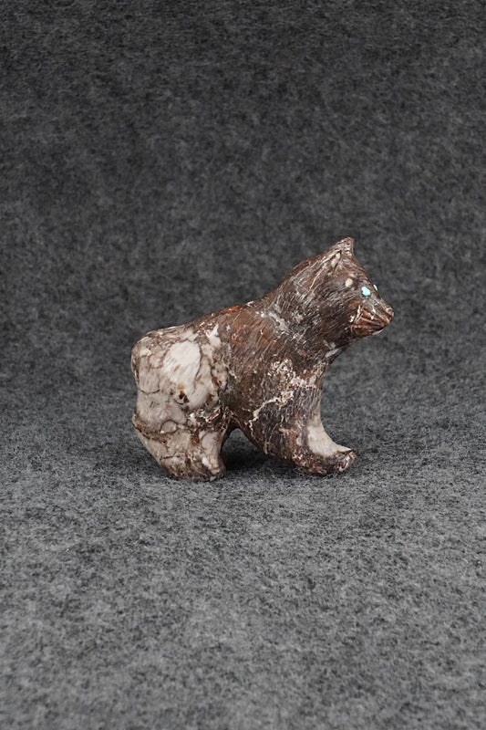 Bear Zuni Fetish Carving - Jonas Hustito