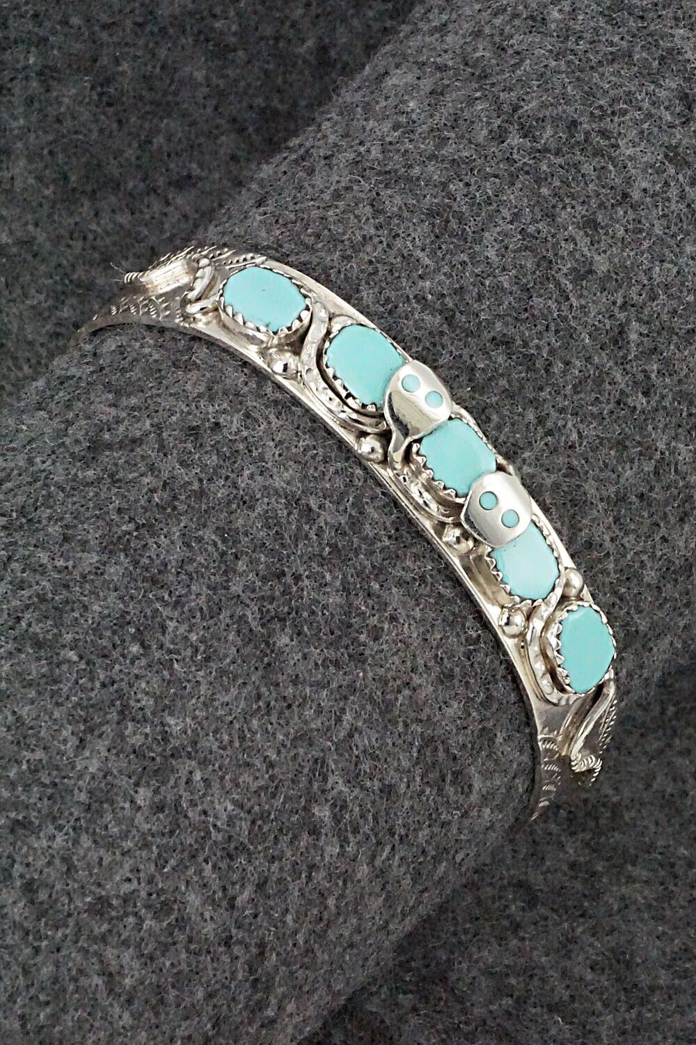Turquoise & Sterling Silver Bracelet - Joy Calavaza
