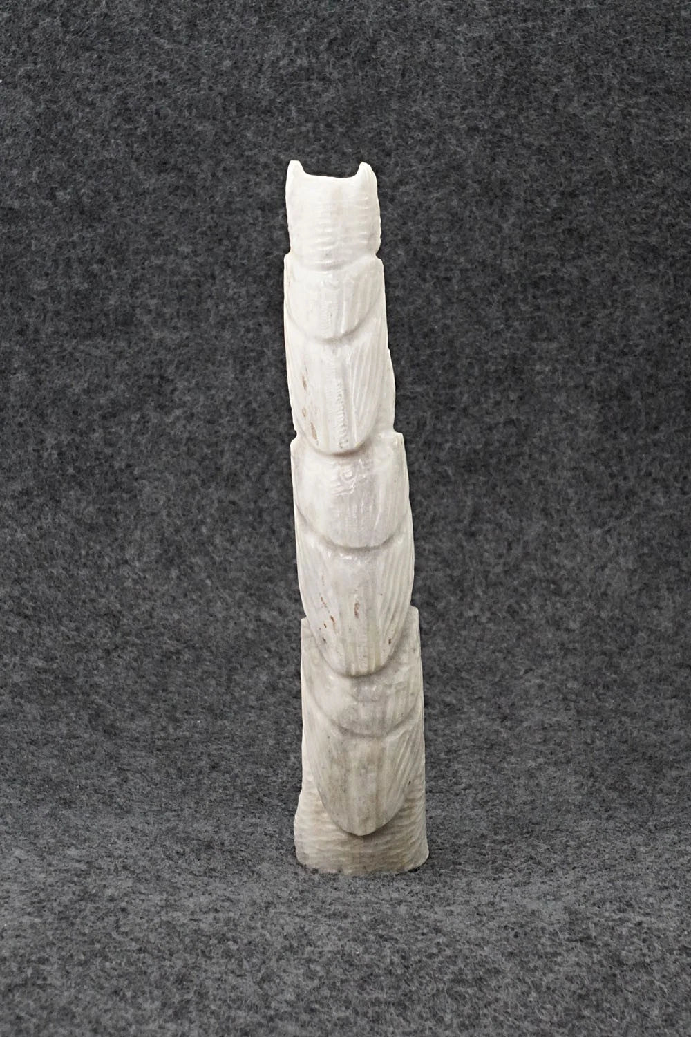 Owl Zuni Fetish Carving - Maxx Laate